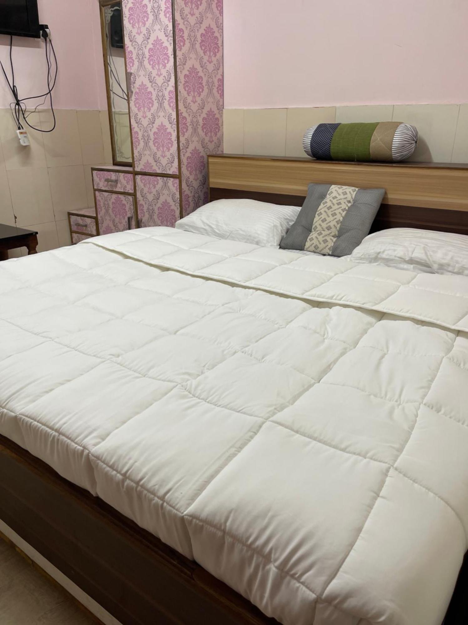 Hp Hotel - Hotel Pentoz Ooty Luaran gambar