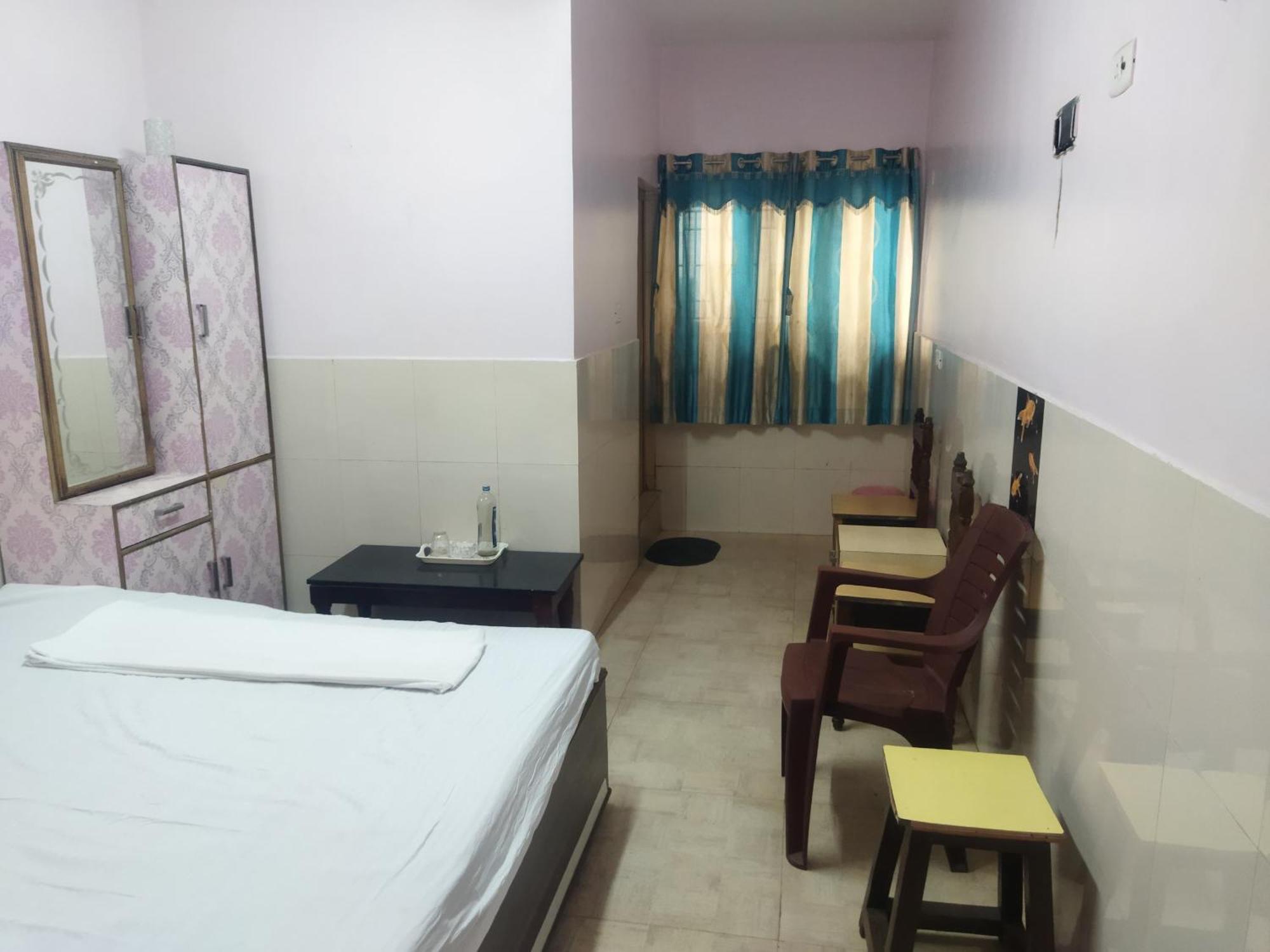 Hp Hotel - Hotel Pentoz Ooty Luaran gambar