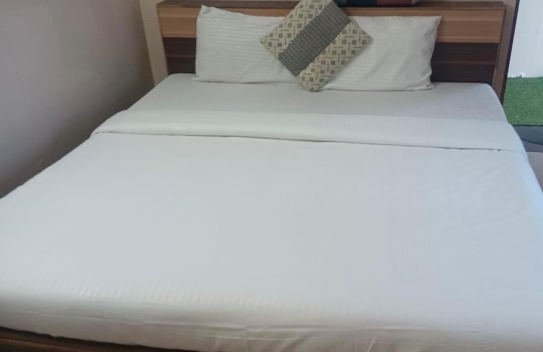 Hp Hotel - Hotel Pentoz Ooty Luaran gambar